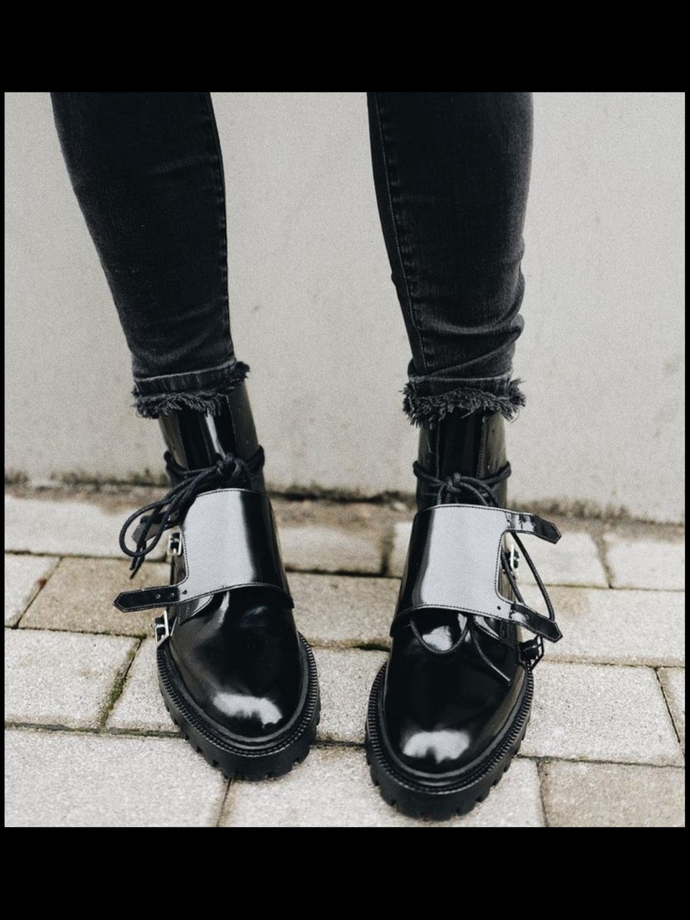 🖤INCH2 Handcrafted European Leather Combat Boot - Black Rubber Sole Stunning!